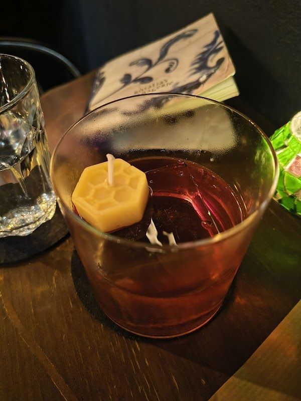 Pulitzer's Bar