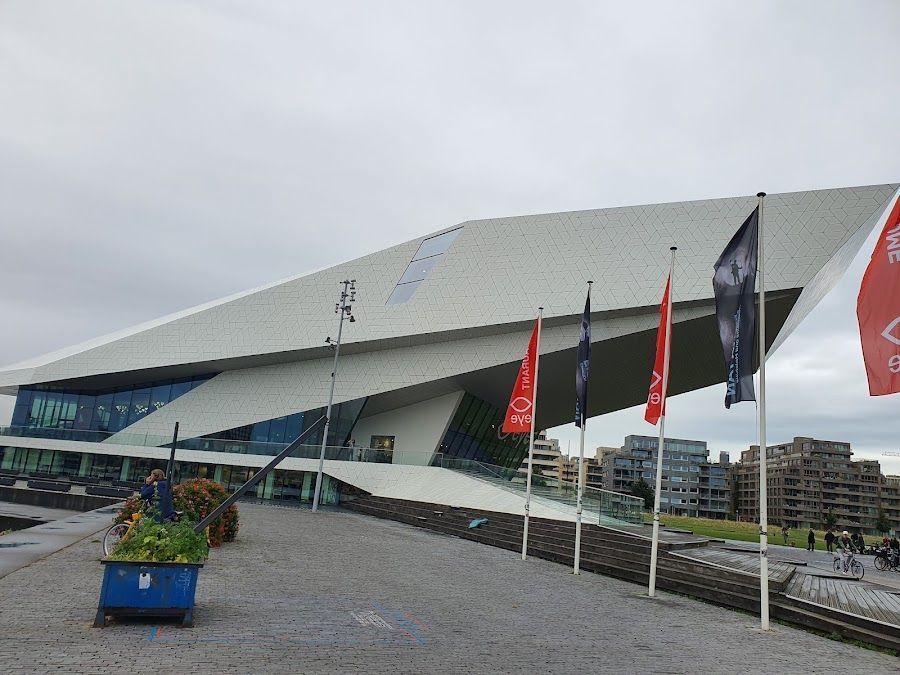 Shelter, Amsterdam