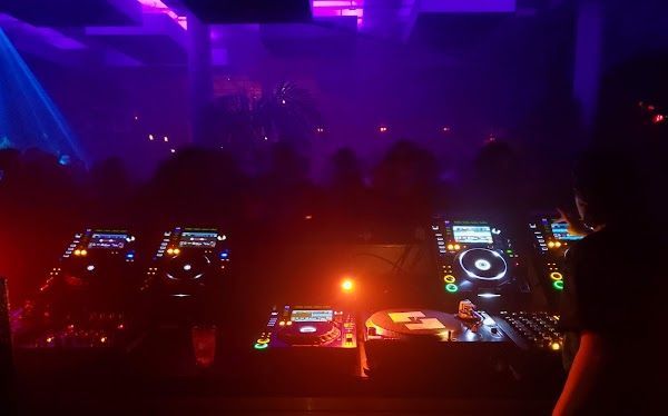 Melkweg The Max
