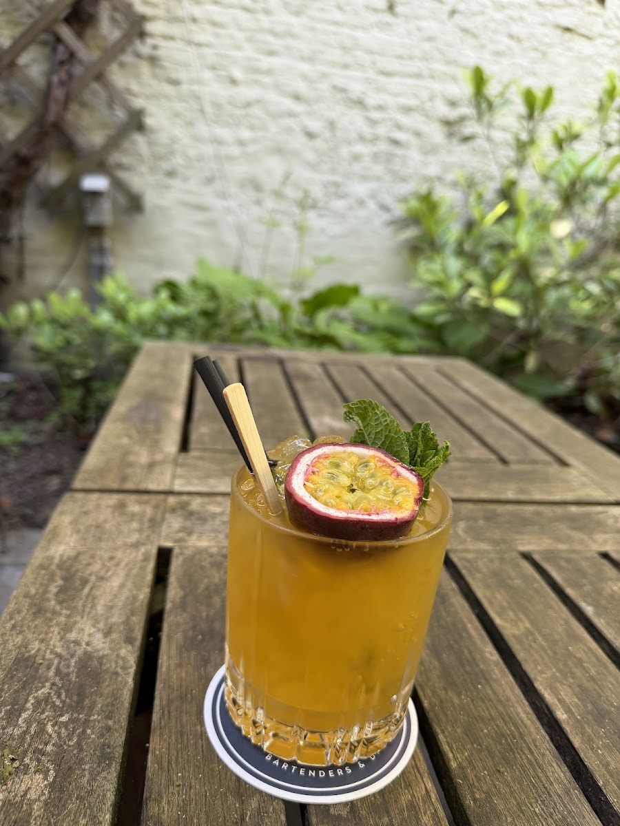 Cocktails at Nine, Antwerp