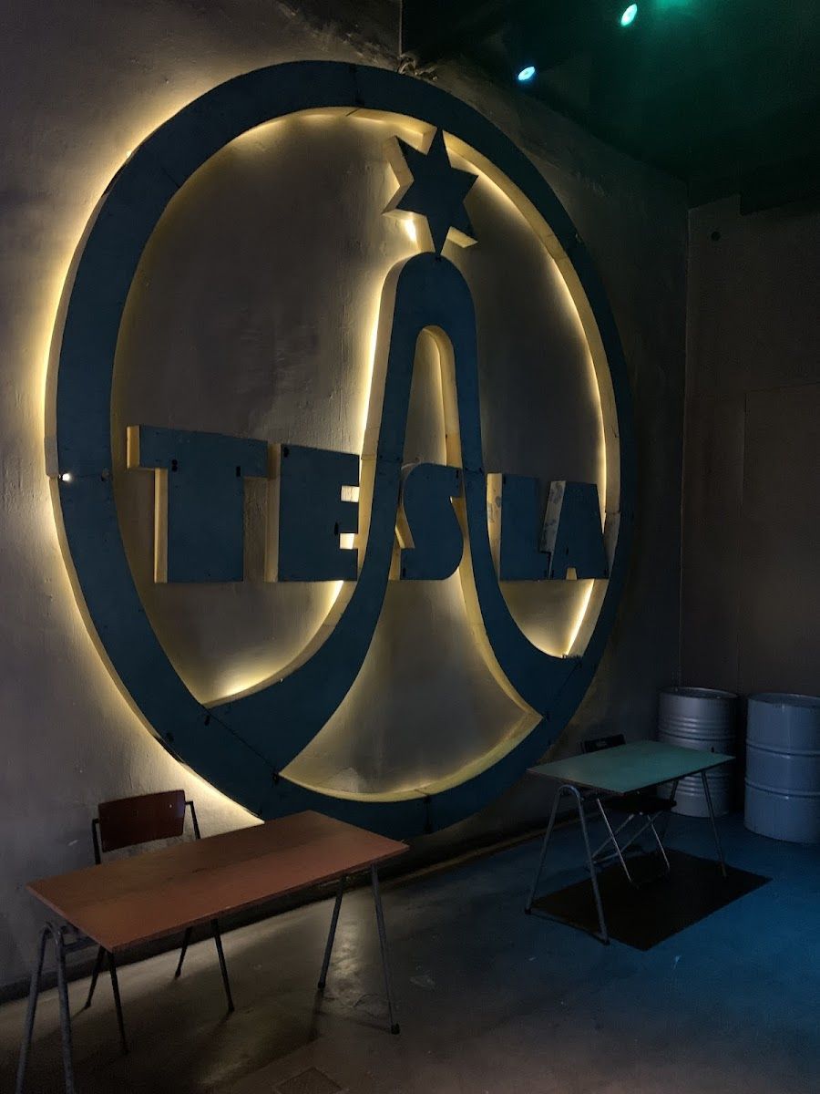 Bios, Athens