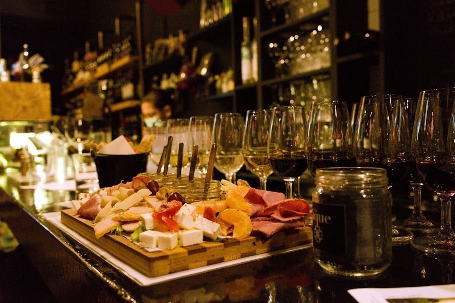 Cinque Wine Bar, Athens
