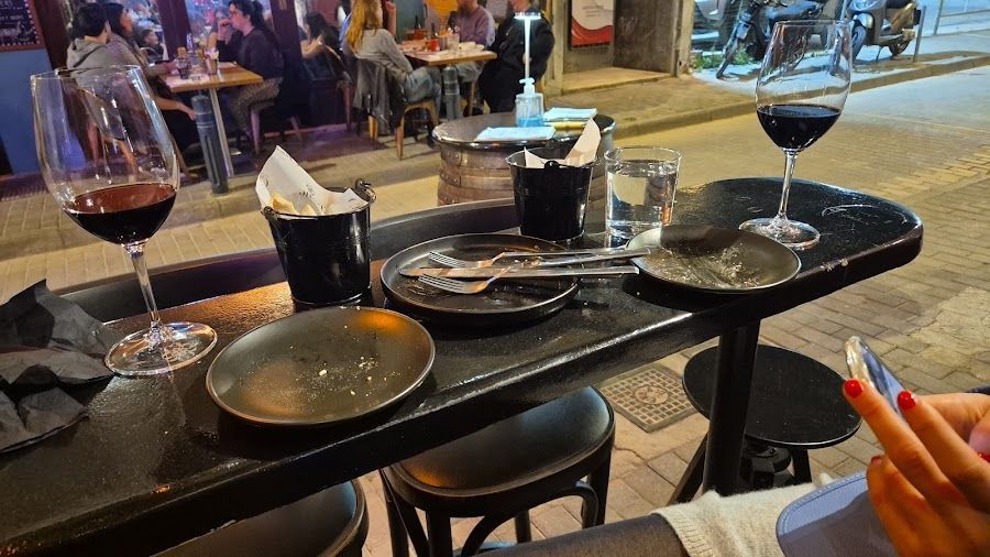 Cinque Wine Bar, Athens
