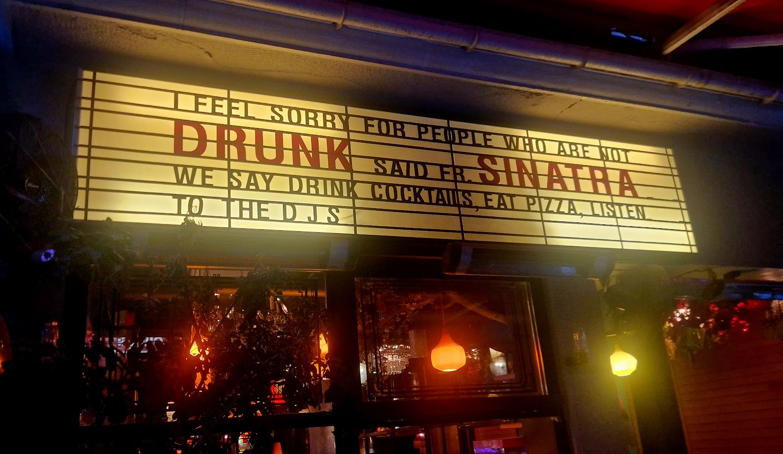 Drunk Sinatra, Athens