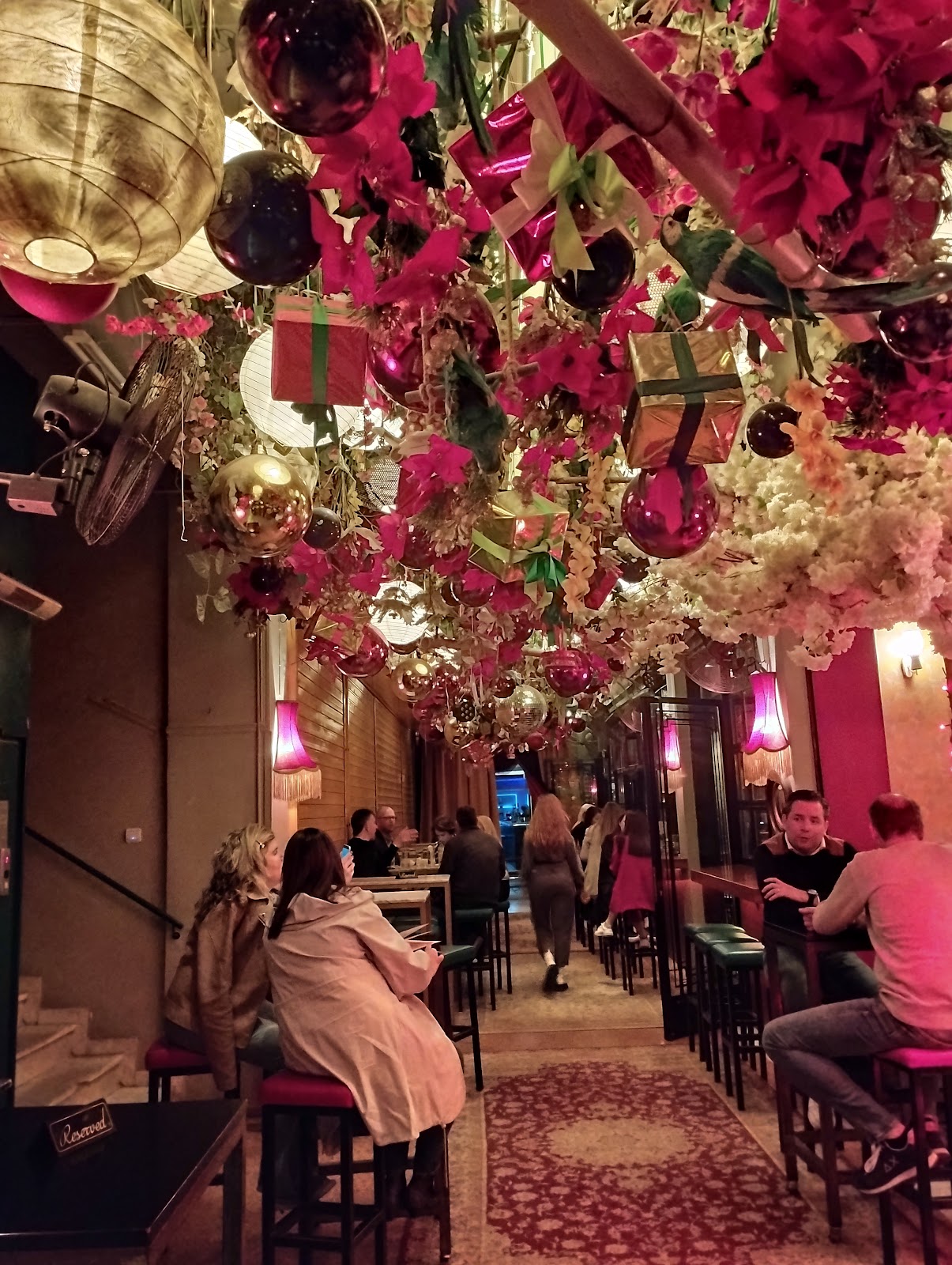 Drunk Sinatra, Athens