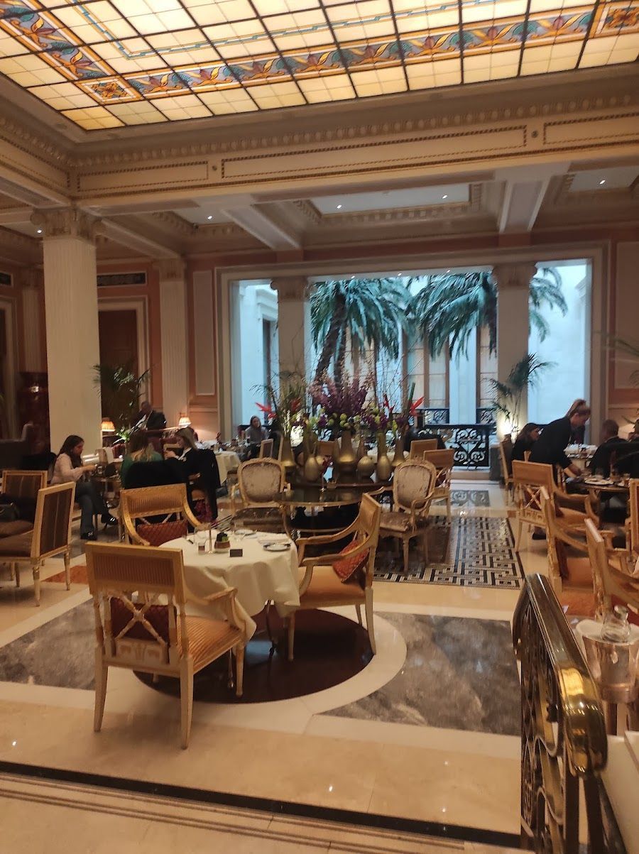 Alexander's Bar at Grande Bretagne, Athens