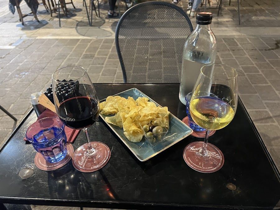 Heteroclito Wine Bar, Athens
