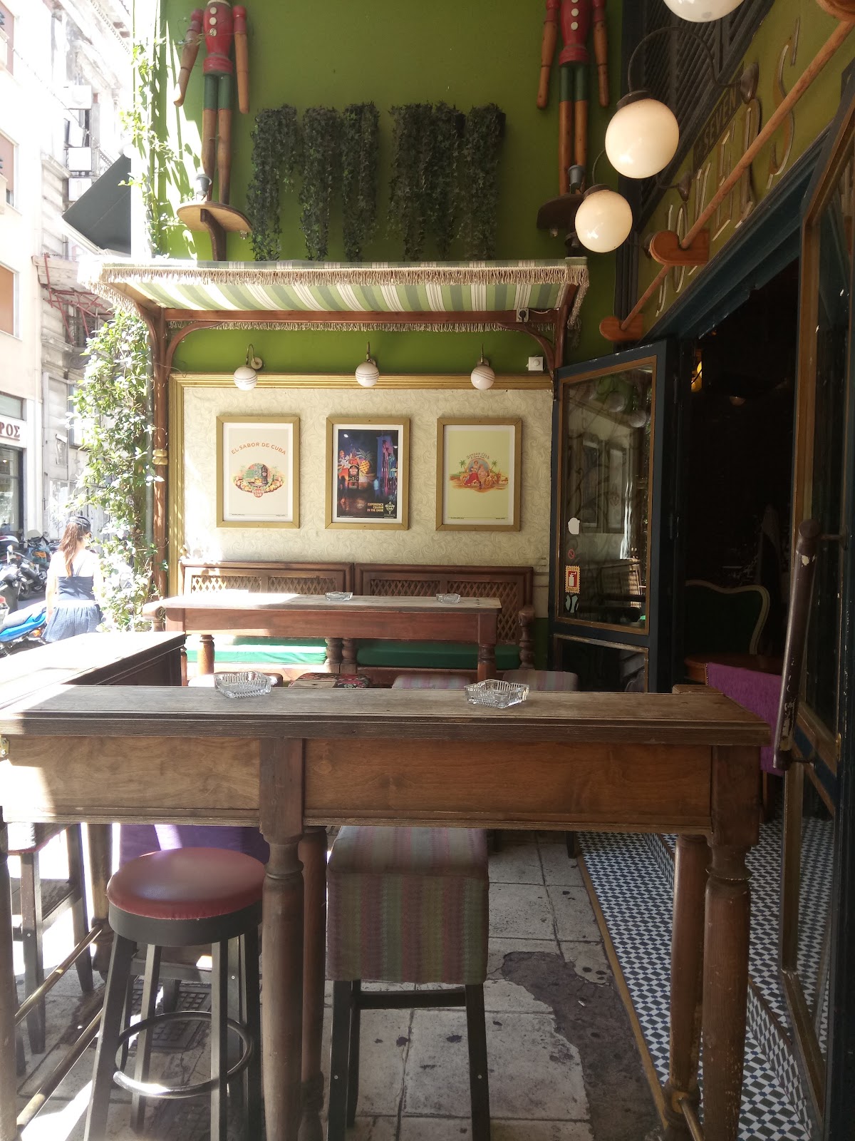 7 Jokers, Athens