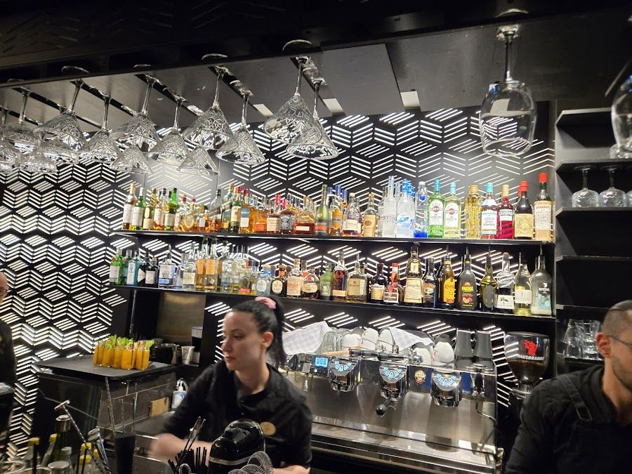 Thes Cocktail Bar, Athens