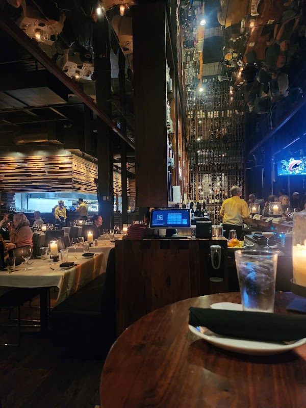 Hawthornes Pizza & Bar