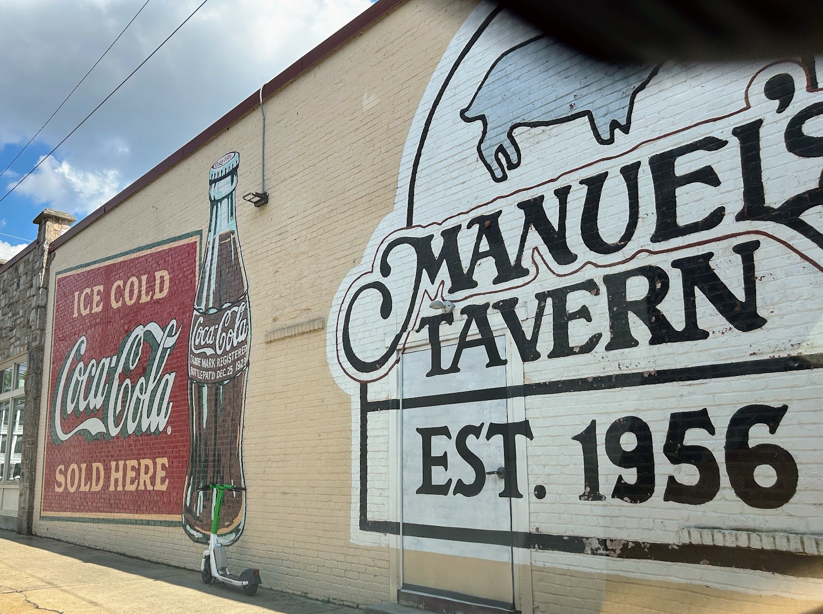 Manuel's Tavern, Atlanta