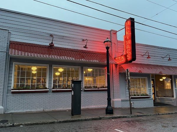 Hawthornes Pizza & Bar