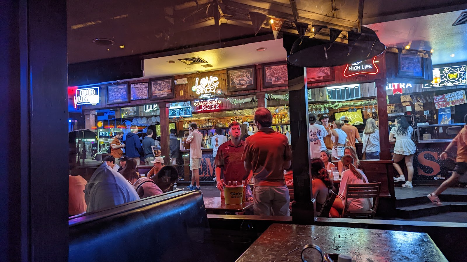 Cain and Abel's, Austin