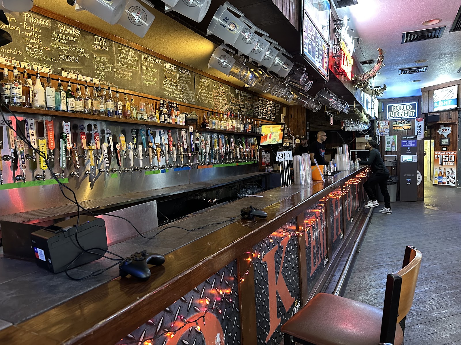 Cain and Abel's, Austin