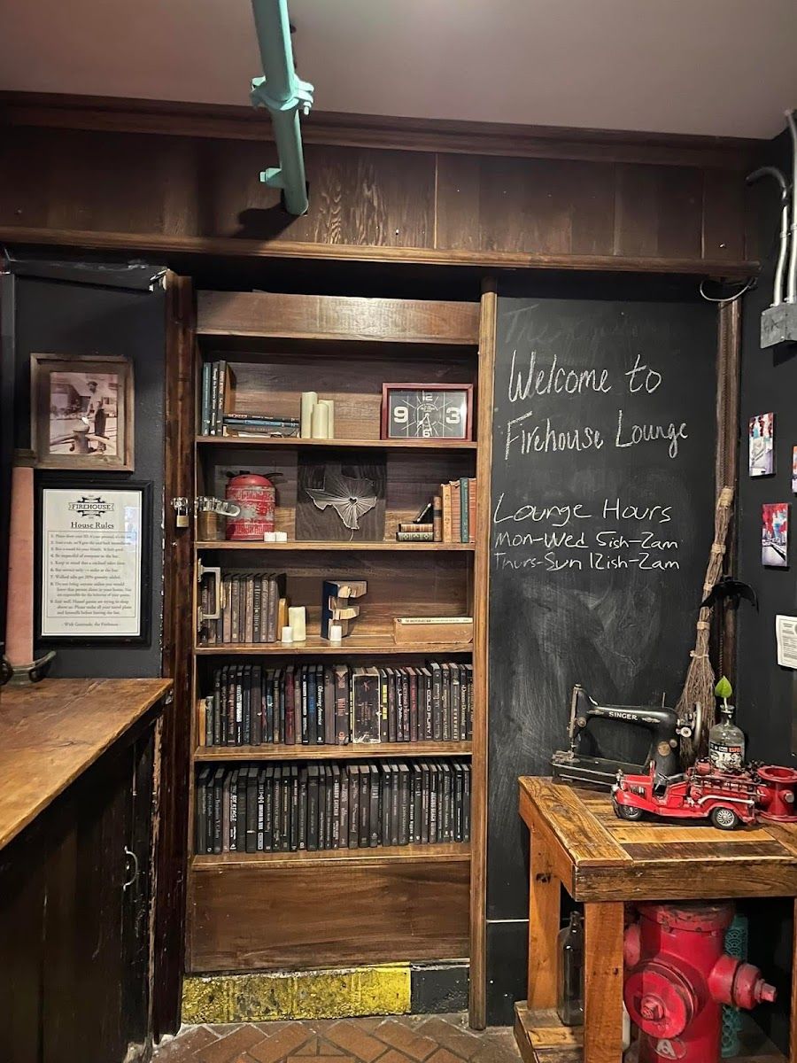 Firehouse Lounge, Austin