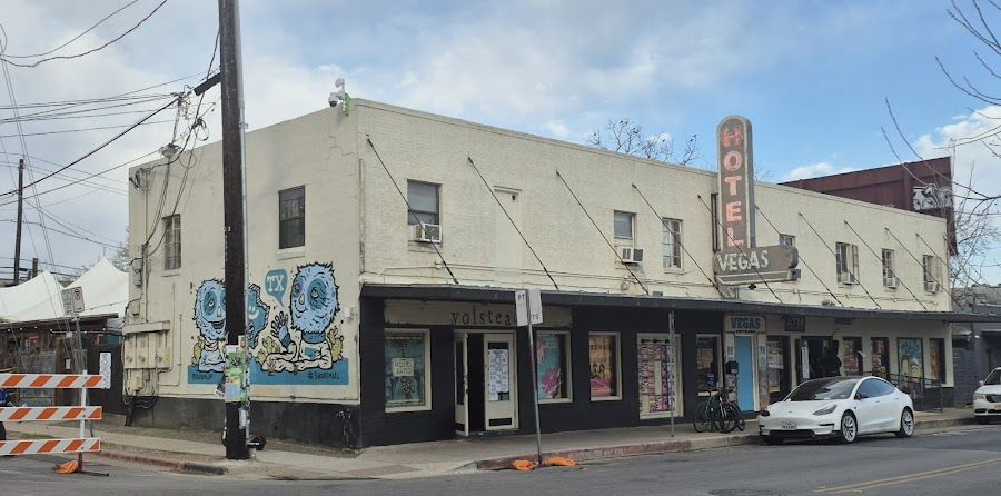 Hotel Vegas, Austin