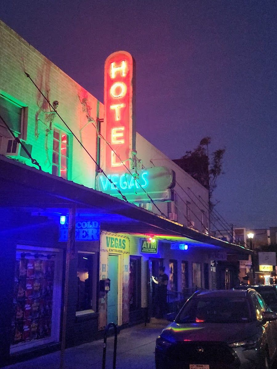 Hotel Vegas, Austin