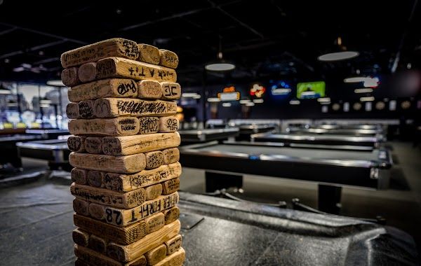 Pluckers Wing Bar Downtown