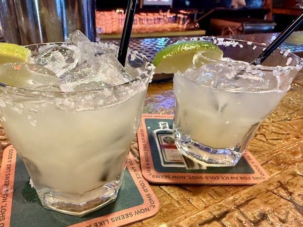Pluckers Wing Bar Downtown