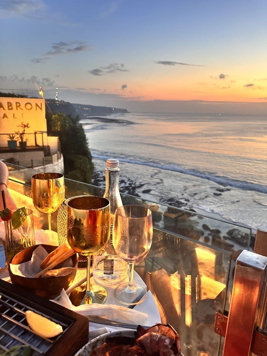 El Kabron, Bali