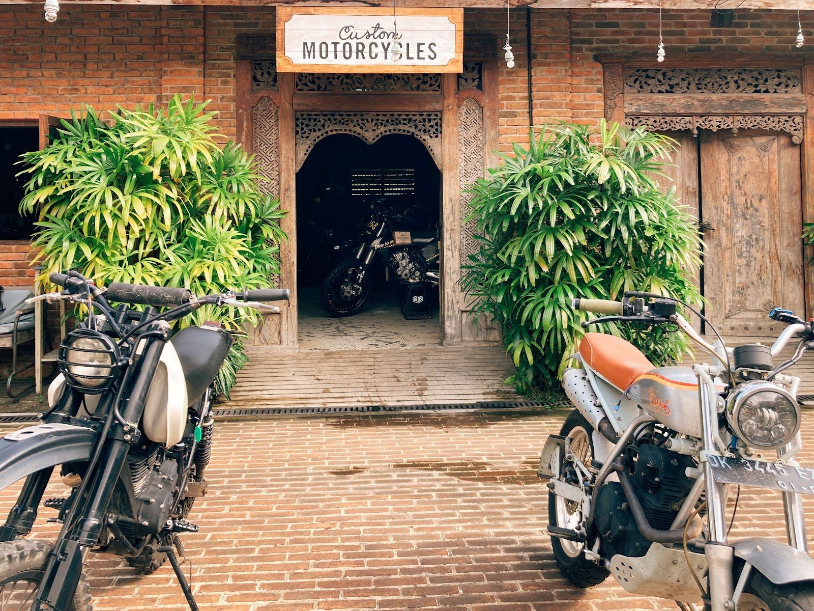 Deus Ex Machina Bali bar interior