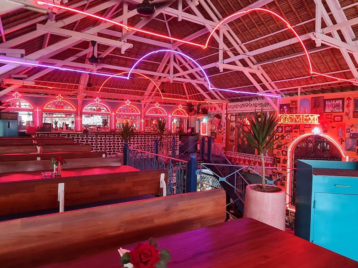 Motel Mexicola in Bali