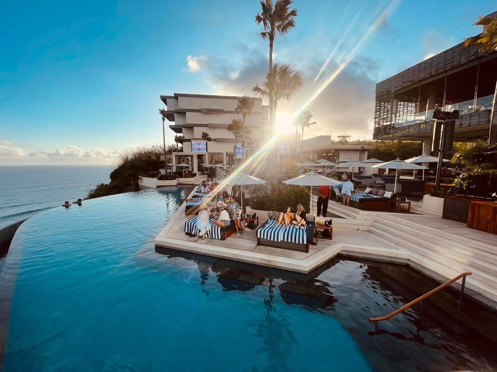 Savaya, Bali