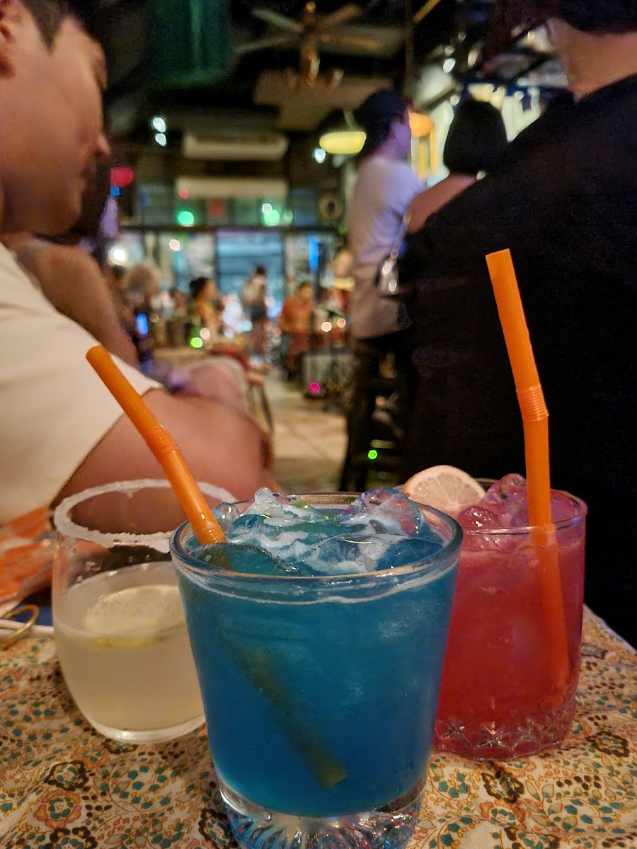 Adhere 13th Blues Bar, Bangkok