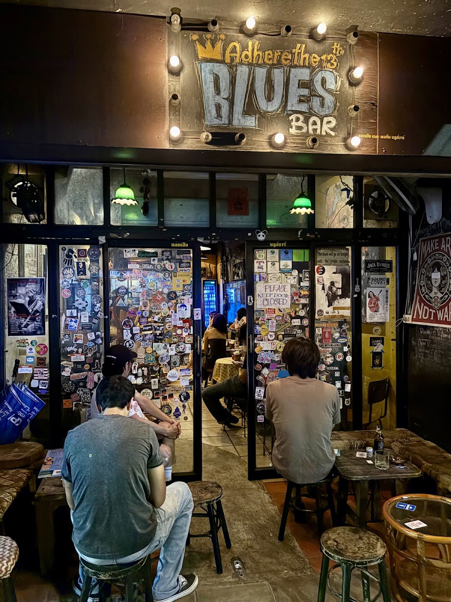 Adhere 13th Blues Bar, Bangkok
