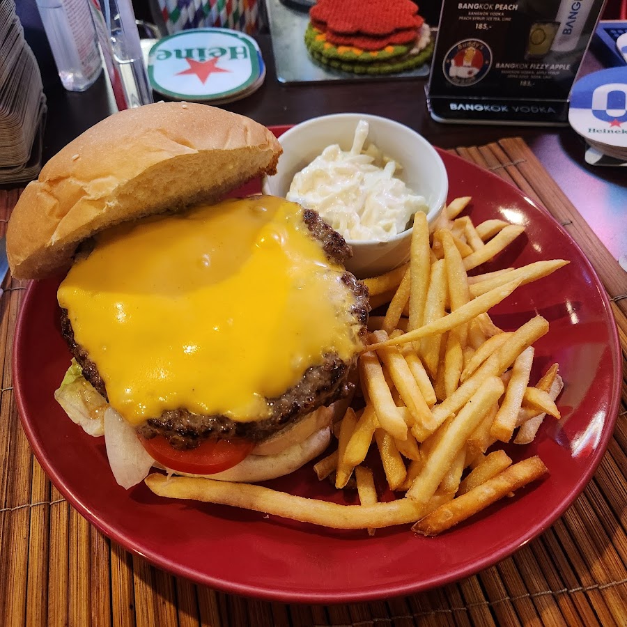 Buddy's Bar & Grill, Bangkok