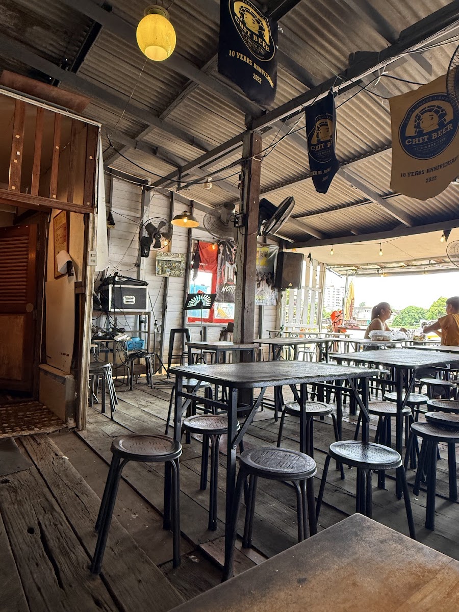 Chitbeer, Bangkok