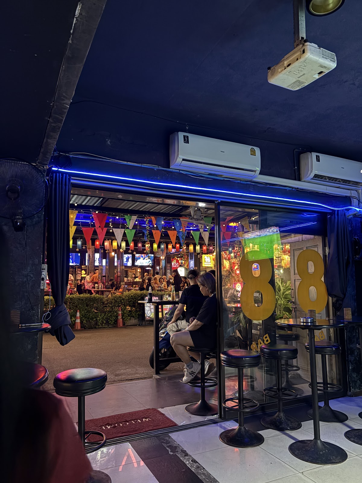 Number 8 Bar, Bangkok
