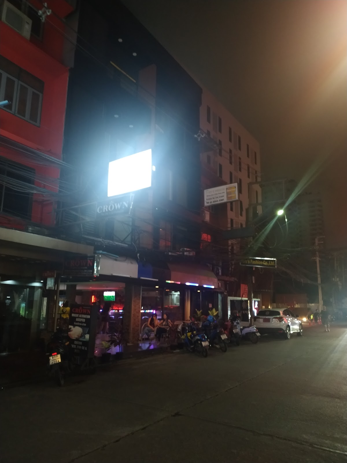 Number 8 Bar, Bangkok