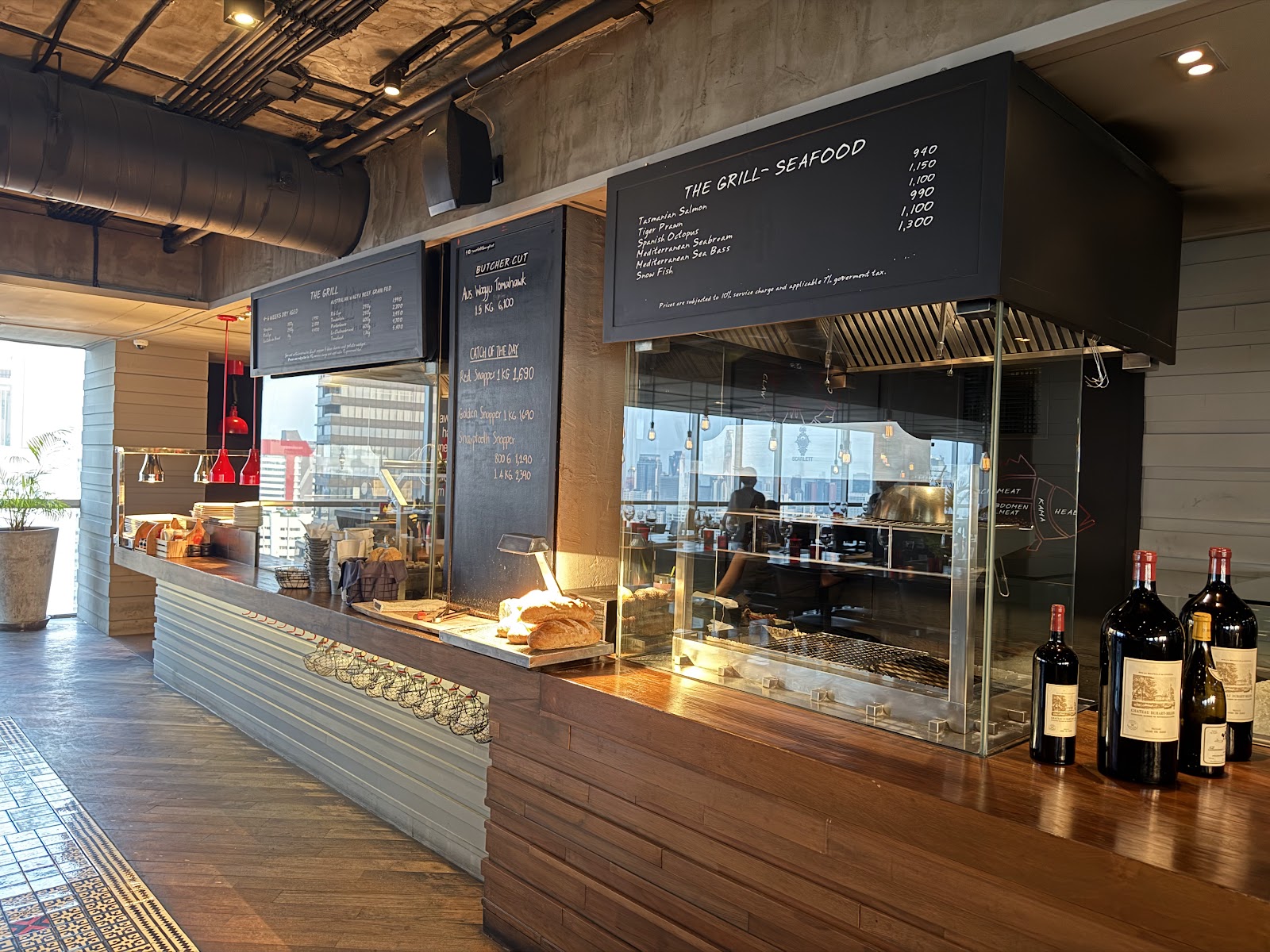 Scarlett Wine Bar, Bangkok