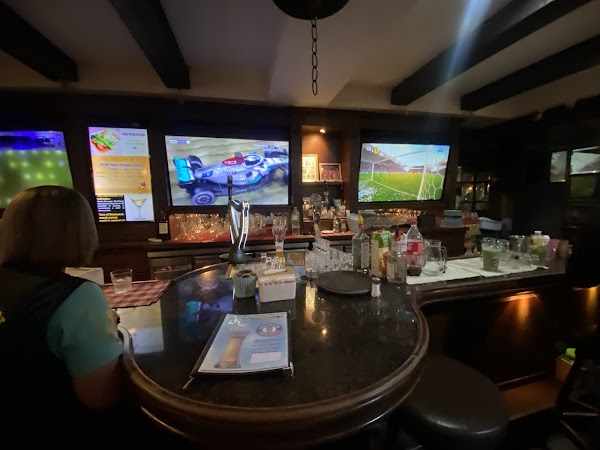 Buddy's Bar & Grill