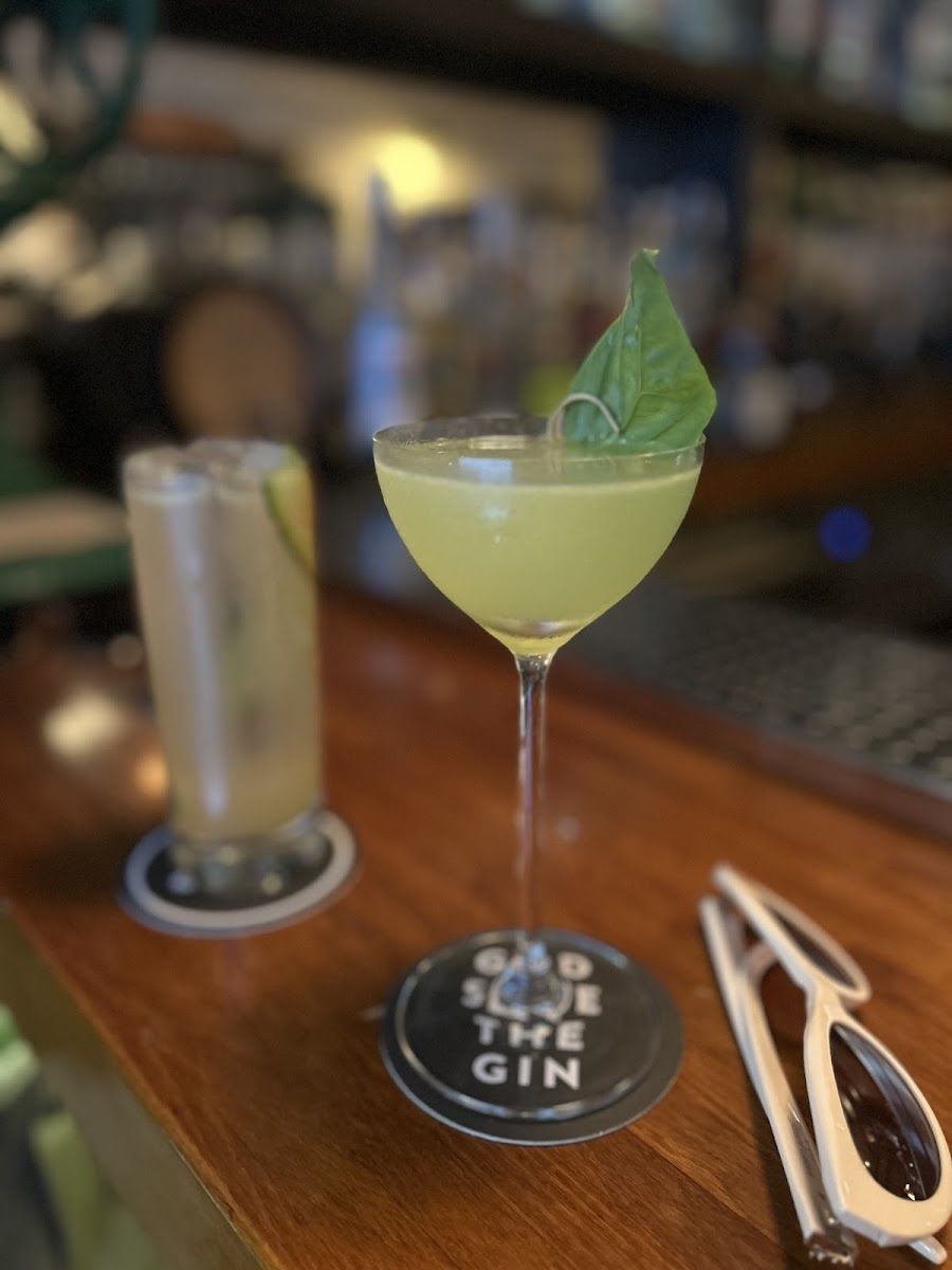 Bobby Gin, Barcelona