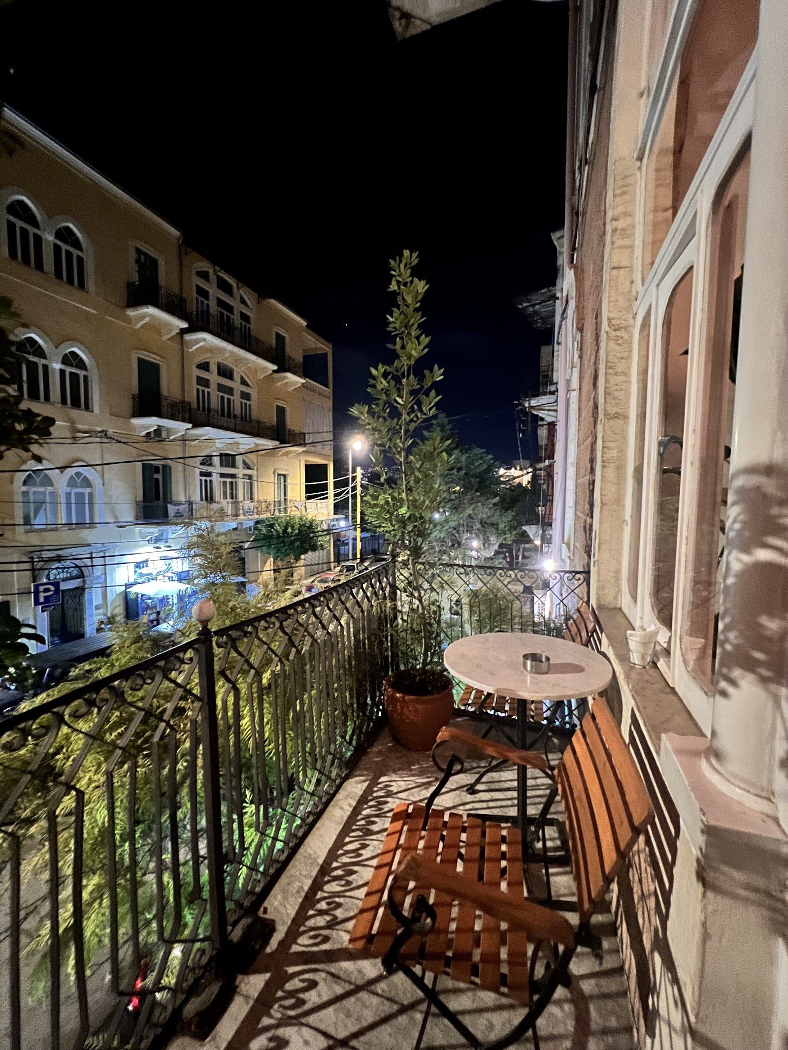 Bey Craft Beer Beirut bar interior