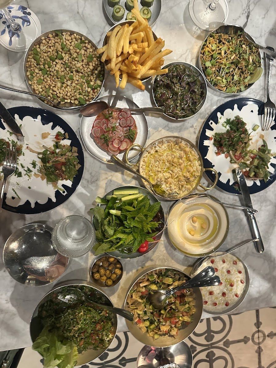 Em Sherif Restaurant Bar, Beirut