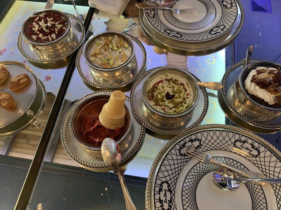 Em Sherif Restaurant Bar, Beirut