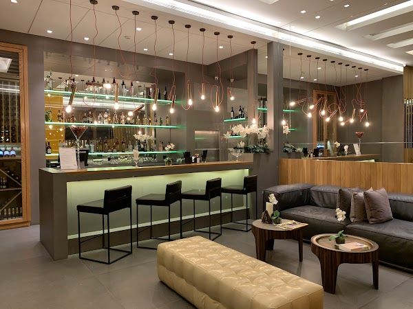 The London Bar at Le Gray
