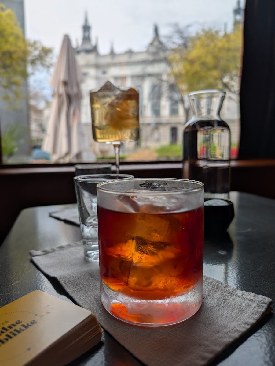 Bar Zentral, Berlin