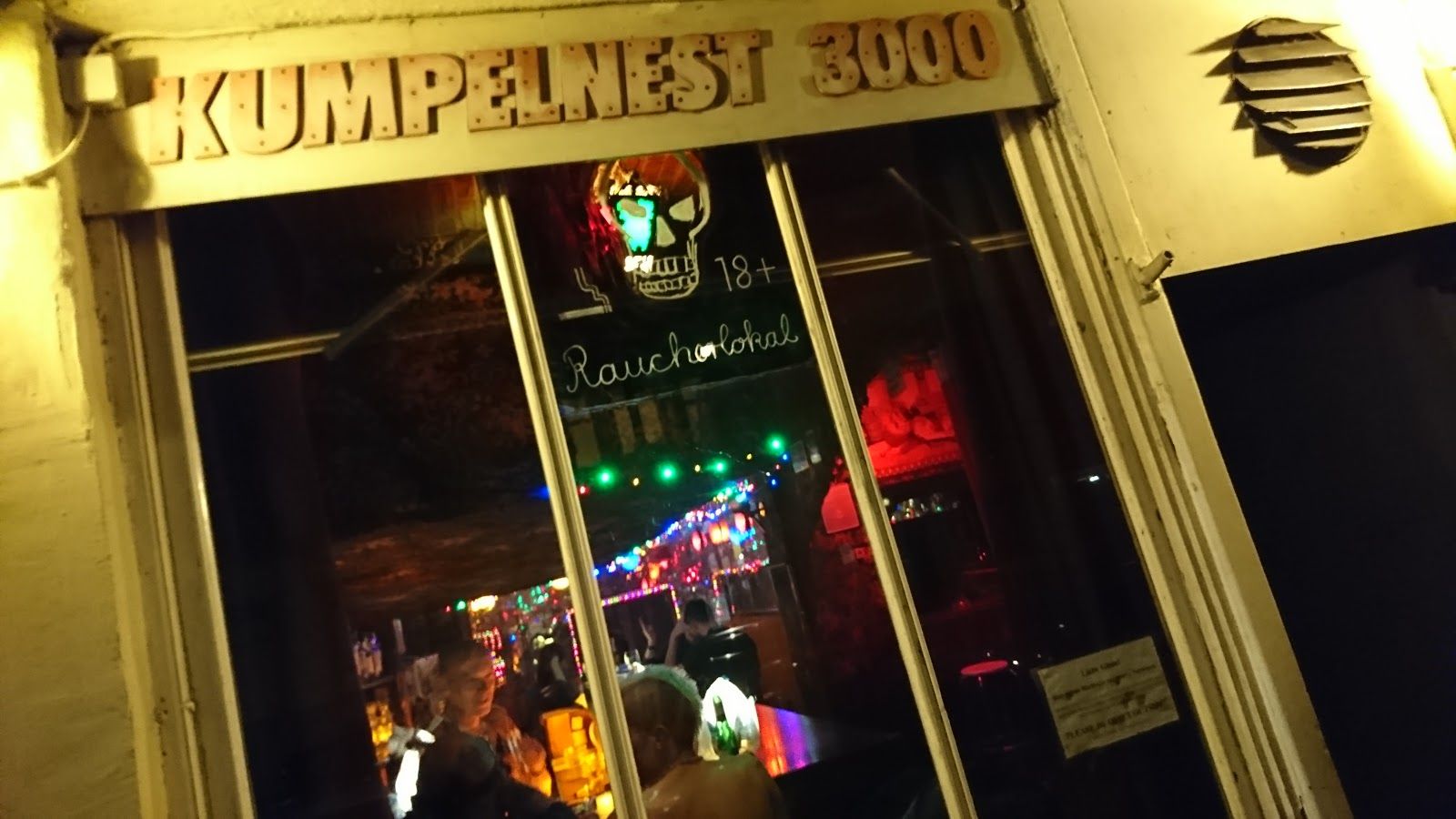 Kumpelnest 3000 dark bar interior Berlin