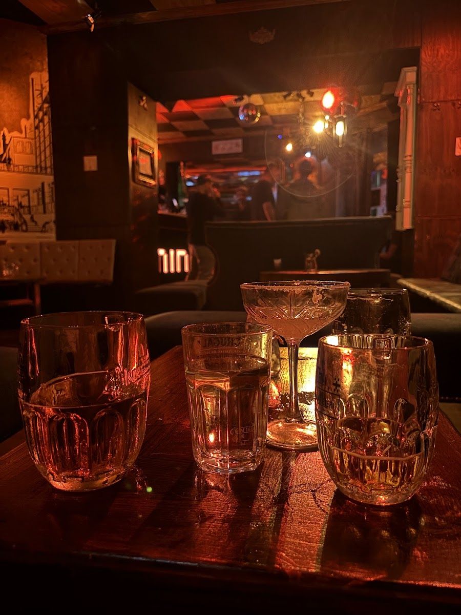 Minibar Tag und Nacht, Berlin