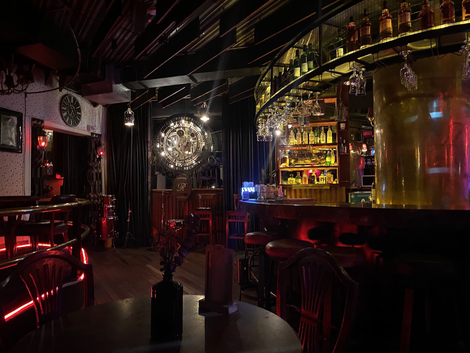 Revellion Cultu Bar