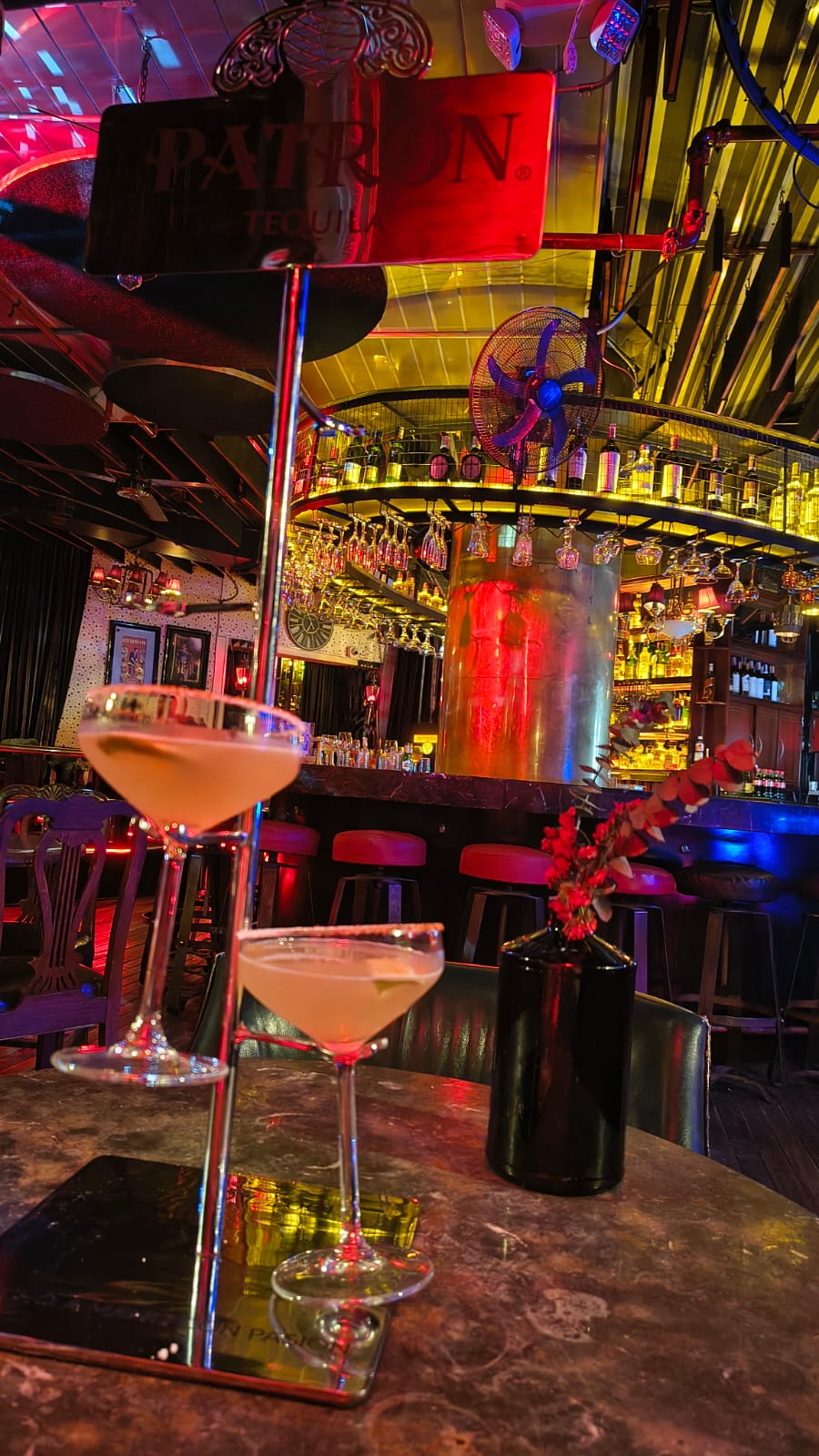 Revellion Cultu Bar, Bogota