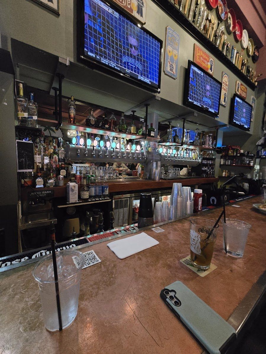 Sunset Grill &amp; Tap, Boston
