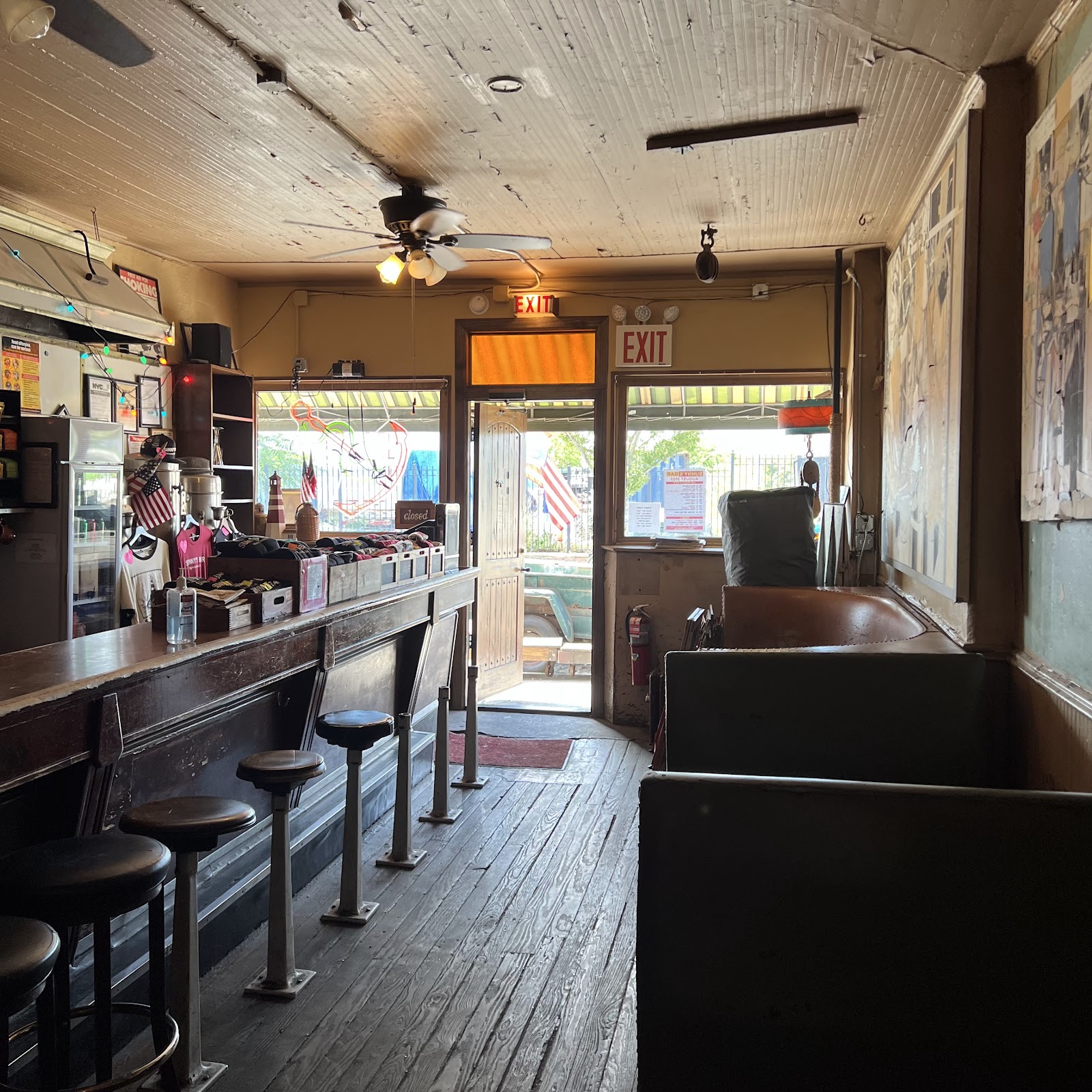 Sunny's Bar Brooklyn bar interior