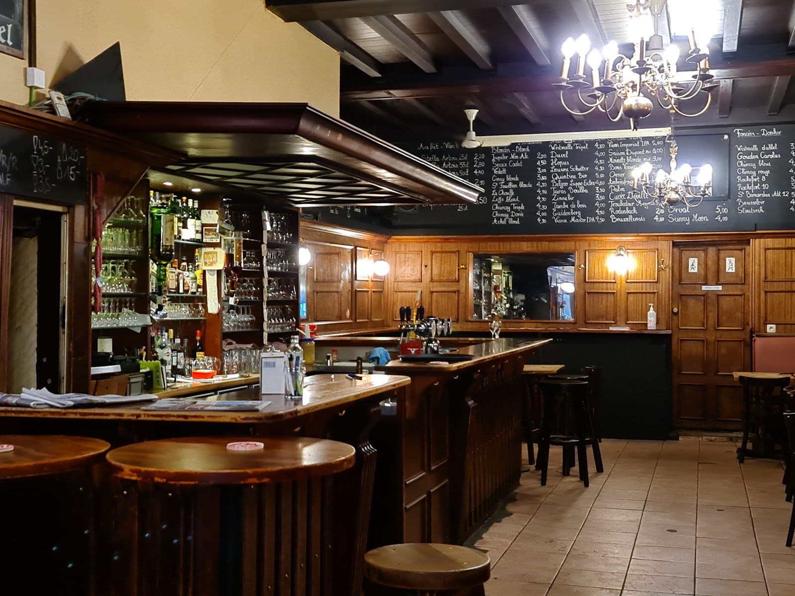 Le Coq Brussels bar interior