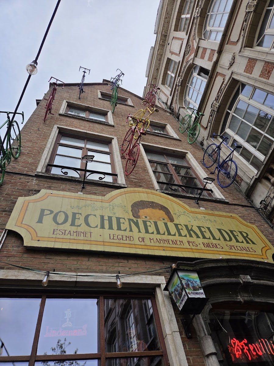 Poechenellekelder, Brussels