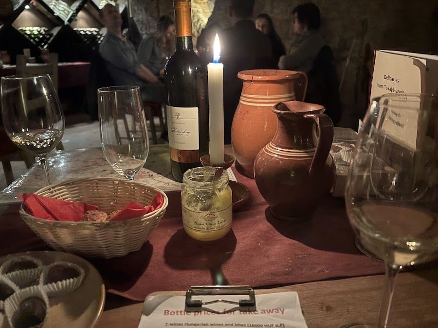 Faust Wine Cellar, Budapest
